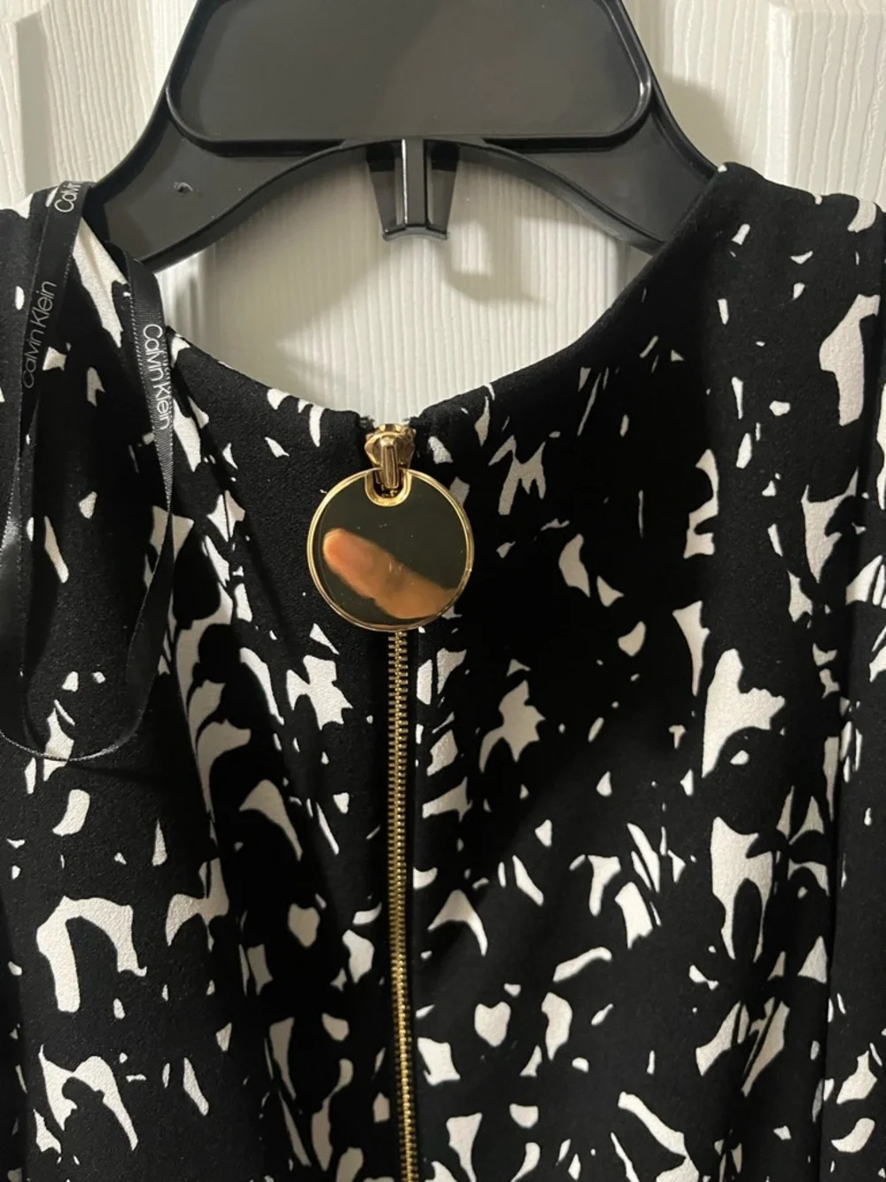 Calvin Klein Black and White Sleeveless Midi Dress - Picture 2 of 4